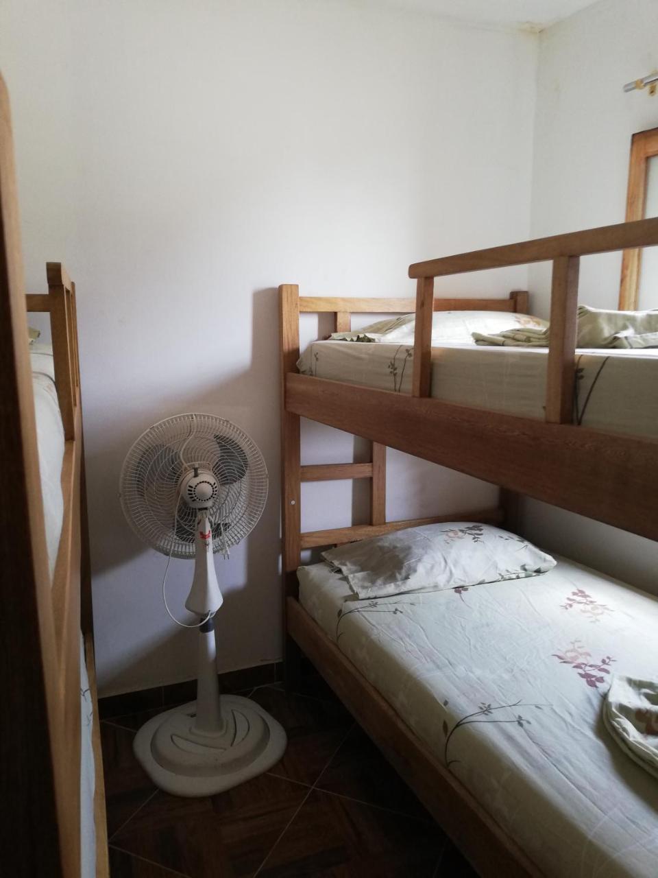 הוסטל Rincón Casa Madriguena מראה חיצוני תמונה